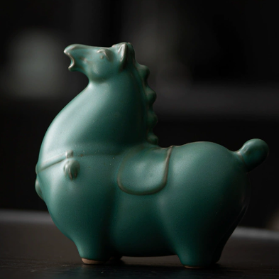 Dark Green Ceramic Horse Tea Pet – Kung Fu Tea Tray Ornament – view 3