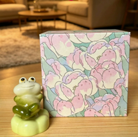 Ceramic Spinning Frog Ornament – Stress-Relief Desk Figurine