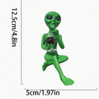 Funny Alien Shelf Sitter – Beer & Wine Resin Alien Figurine – view 3